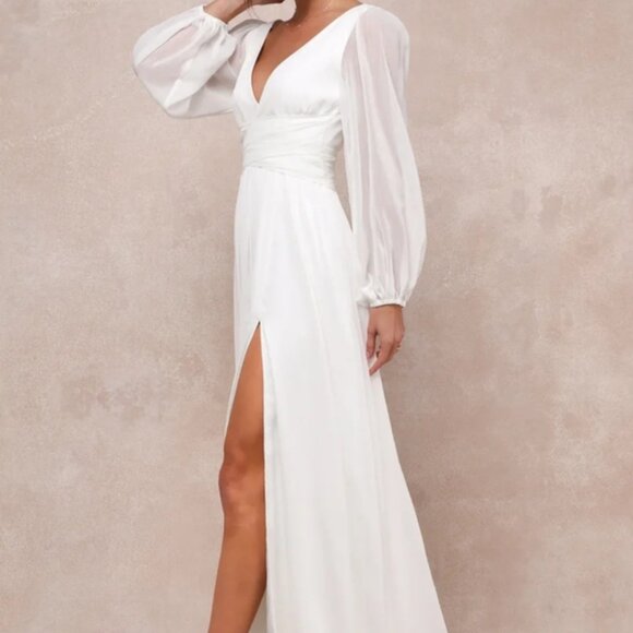 Lulus Enchant My Love White V-Neck Long Sleeve Maxi Dress | Medium | NWOT - Picture 3 of 5